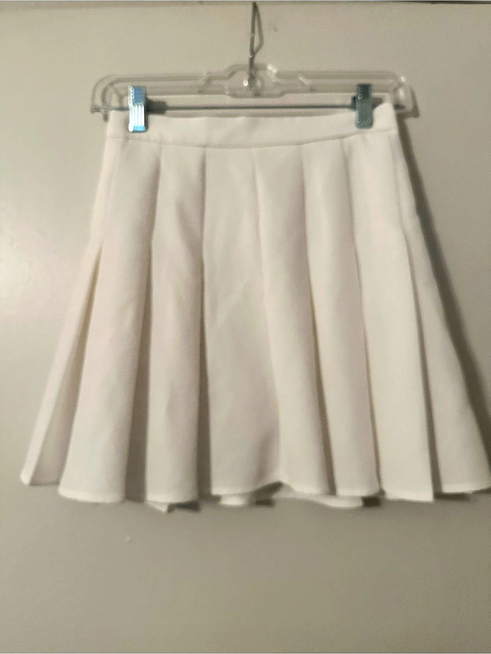 Pleated A-Line Skirt in White Like New